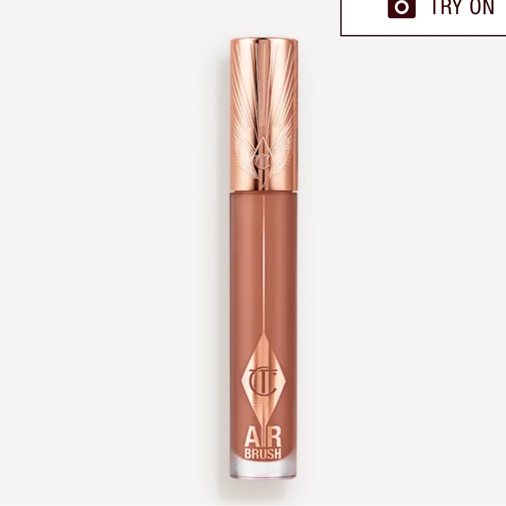 ✨️CT Liquid Lipstick✨️ in NUDE BLUR